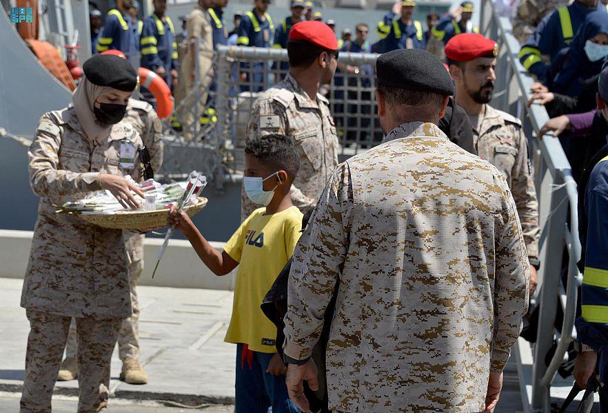 إجلاء 45 مواطنًا و88 من رعايا الدول من السودان إلى جدة إجلاء 45 مواطنًا و88 من رعايا الدول من السودان إلى جدة