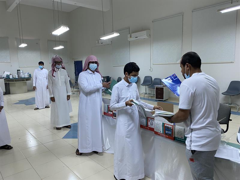 6 ملايين طالب وطالبة يعودون لمقاعد الدراسة مع انطلاق الفصل الدراسي الثاني 6 ملايين طالب وطالبة يعودون لمقاعد الدراسة مع انطلاق الفصل الدراسي الثاني