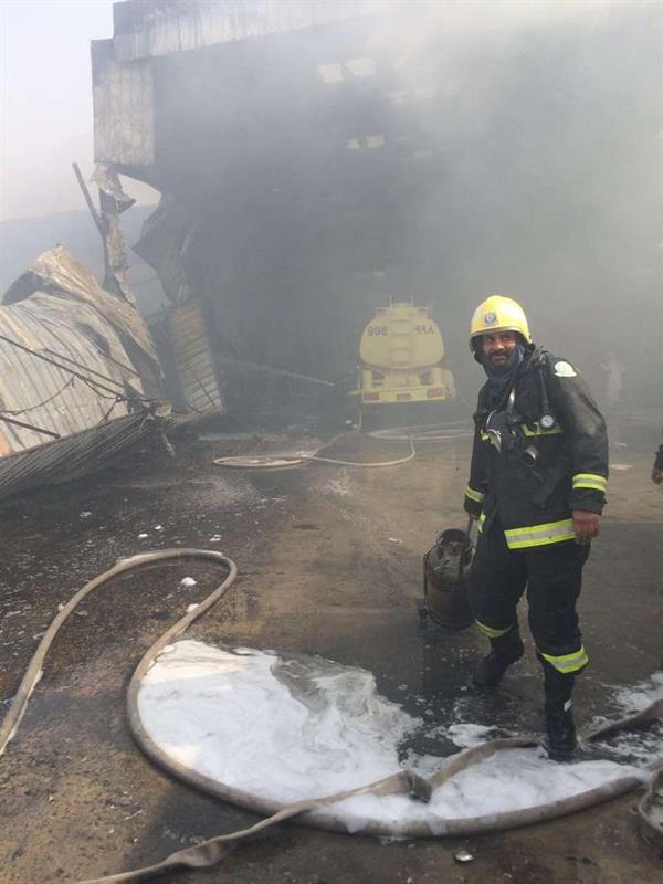 احتراق مركز لصيانة السيارات بوادي الدواسر