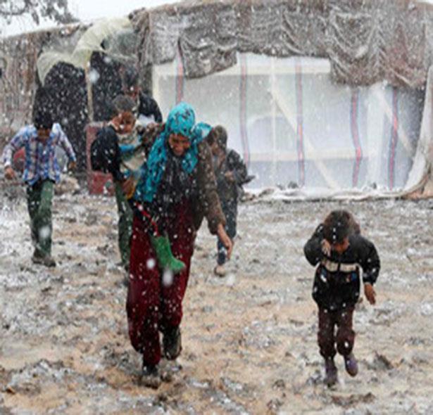 أطفال سوريا يجسدون الألم والموت بصور ترتجف برداً وخوفاً