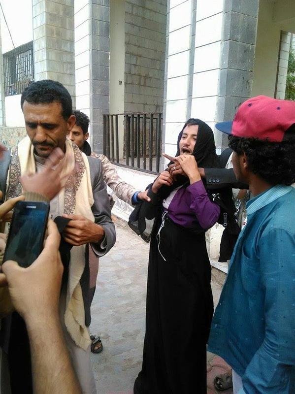 مقاومة تعز تقبض على قناص حوثي بـ