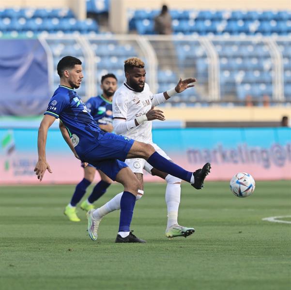 الفتح والشباب