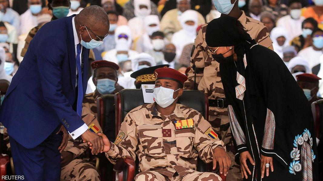 تشاد تشيّع جنازة رئيسها بعد أيام من مقتله