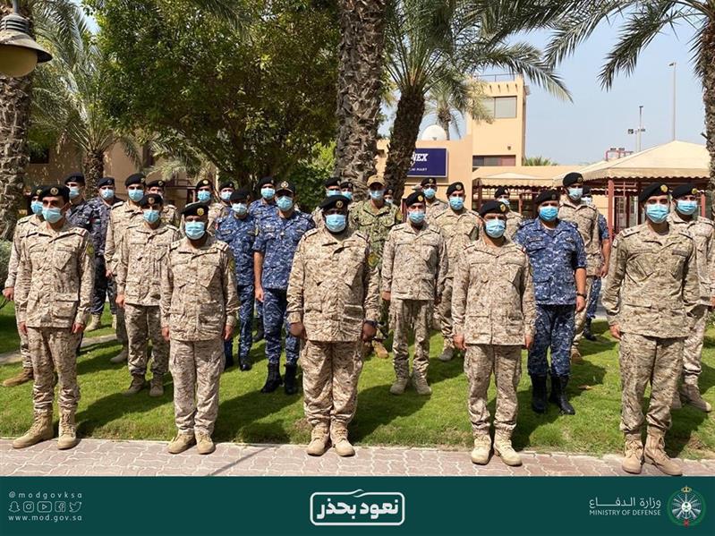 القوات البحرية