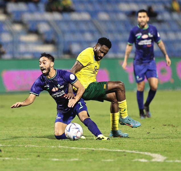 الخليج والفتح تصوير عيسى الدبيسي الخليج والفتح تصوير عيسى الدبيسي