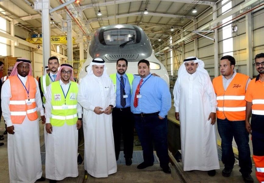 بالصور.. وزير النقل يتفقد أعمال مشروع قطار الحرمين الشريفين