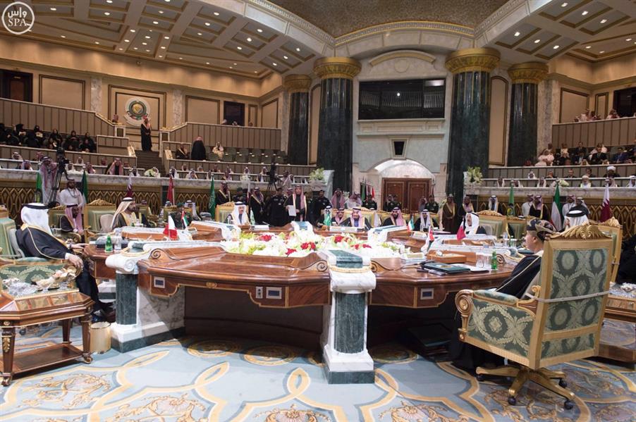 خادم الحرمين في افتتاح القمة الخليجية: مواطنونا يتطلعون لإنجازات تمس حياتهم وترقى لمستوى طموحاتهم (فيديو) خادم الحرمين في افتتاح القمة الخليجية: مواطنونا يتطلعون لإنجازات تمس حياتهم وترقى لمستوى طموحاتهم (فيديو)