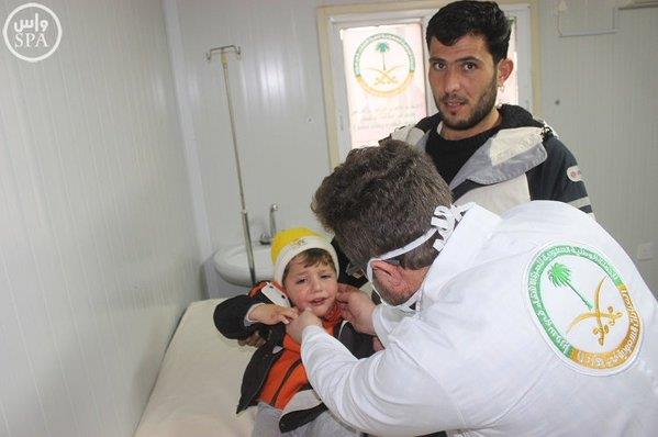 العيادات التخصصية السعودية قدمت العلاج الكامل لـ 2080 مريضا سوريا في مخيم الزعتري