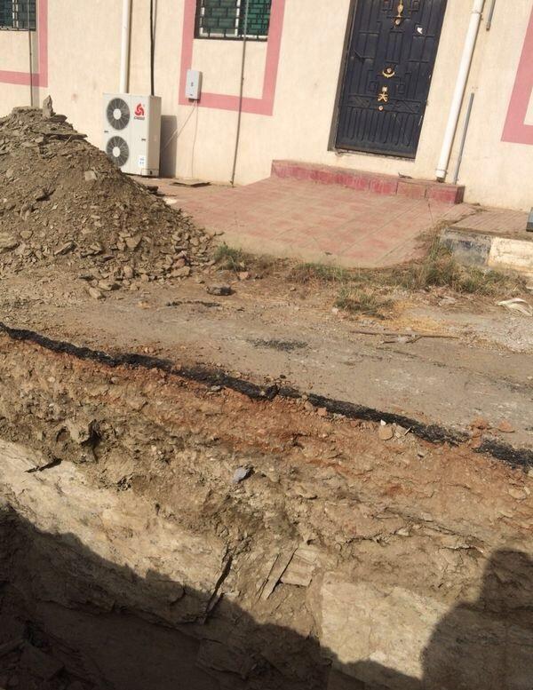 قبور في شوارع الباحة