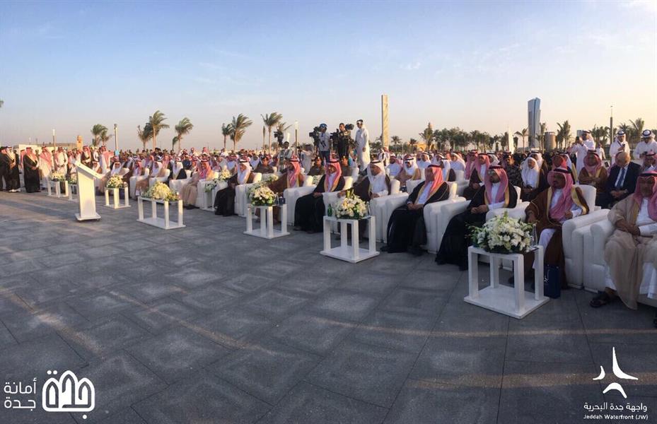 بالصور والفيديو.. خالد الفيصل يدشن 