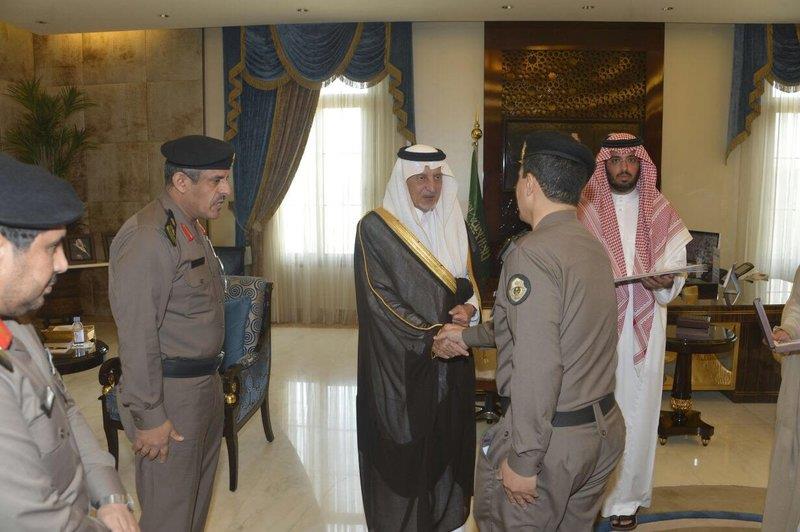 صور