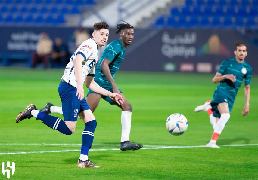 الهلال يفوز برباعية وديًا أمام الشرق (صور)