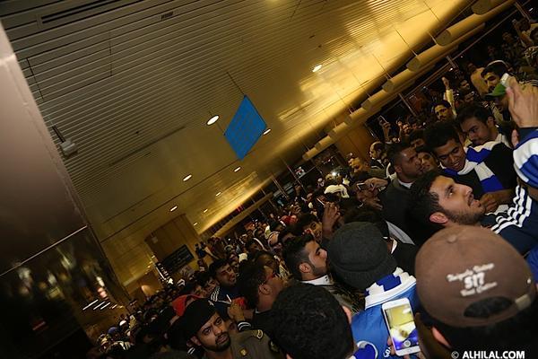 استقبال ناصر في المطار