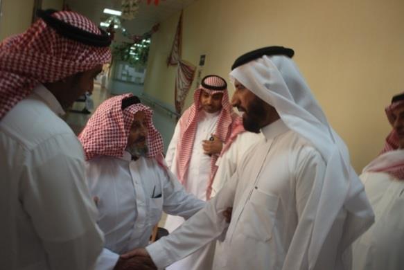 المقرن يقوم بزيارة مفاجئة لمركز التأهيل الشامل بجازان المقرن يقوم بزيارة مفاجئة لمركز التأهيل الشامل بجازان