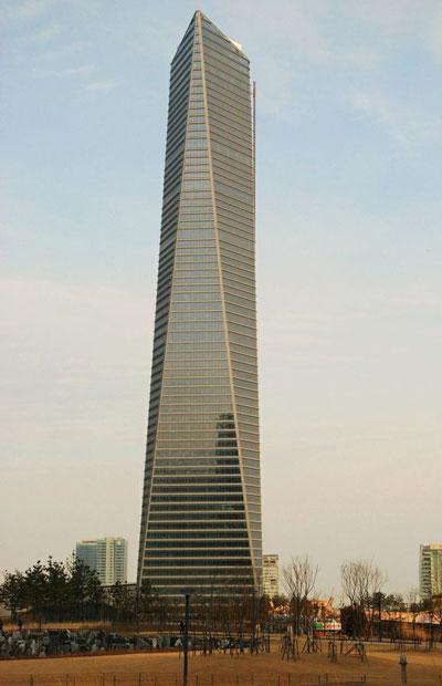 برج شمال شرق آسيا التجاري