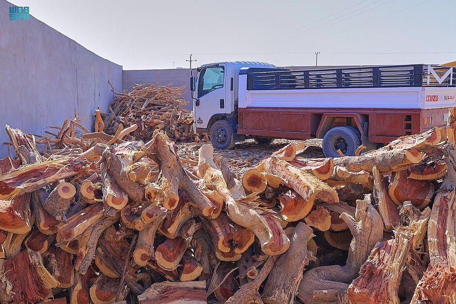 الحطب المحلي