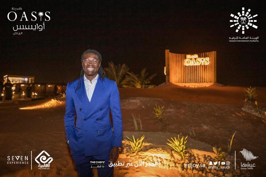 شاهد.. غوميز يتجول في 