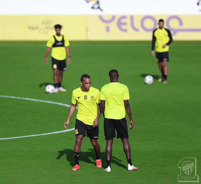 أخبار 24 لاعب الاتحاد يدخل حسابات أولمبياكوس اليوناني