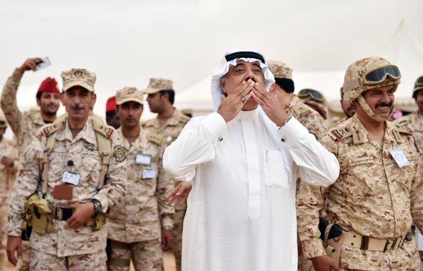 سمو وزير الحرس الوطني يزور قوات الحرس الوطني المشاركه في رعد الشمال