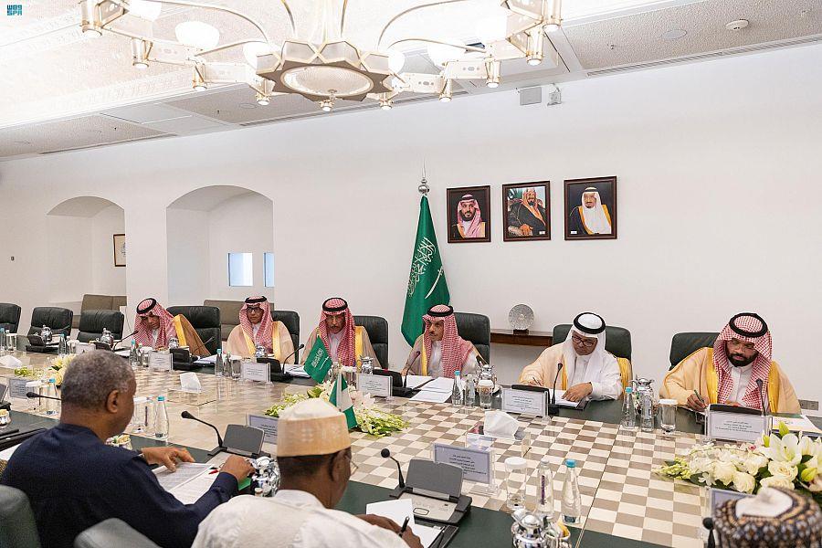 وزير الخارجية يستقبل نظيره النيجيري ويعقدان اجتماعاً لتطوير العلاقات المشتركة بين البلدين  