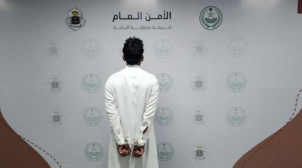 فيديو متداول لشخص يعتدي على آخر في مناسبة اجتماعية.. والشرطة تطيح بالمعتدي