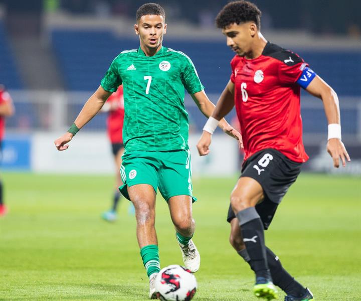 مصر تفوز على الجزائر بثلاثية وتلتقي الأخضر في نهائي كأس العرب تحت 20 عامًا