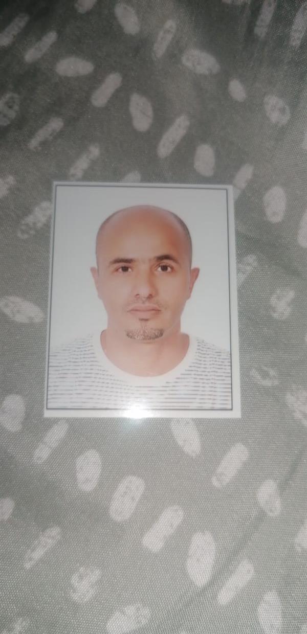مواطن مفقود منذ عام في جدة وشقيقه يناشد بالبحث عنه مواطن مفقود منذ عام في جدة وشقيقه يناشد بالبحث عنه