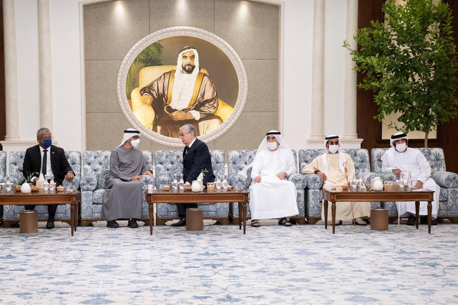 العزاء بالإمارات