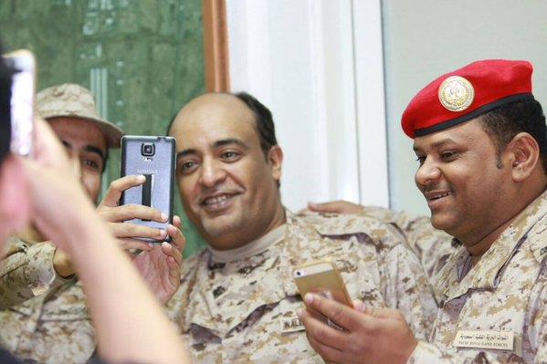 بالفيديو.. الفراج بالزي العسكري من الحد الجنوبي معلقاً .. 