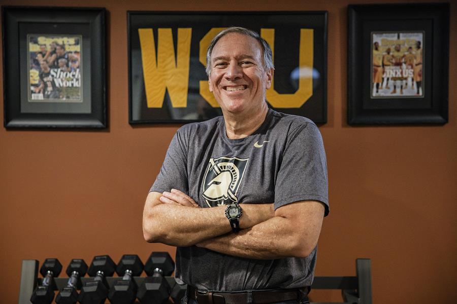 وزير الخارجية الأمريكي السابق يكشف سر فقدانه الكبير لوزنه وزير الخارجية الأمريكي السابق يكشف سر فقدانه الكبير لوزنه