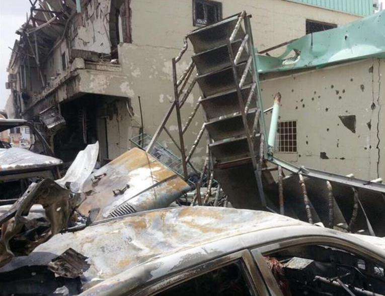 استشهاد مواطن وإصابة 6 مقيمين إثر سقوط مقذوف من اليمن على نجران استشهاد مواطن وإصابة 6 مقيمين إثر سقوط مقذوف من اليمن على نجران