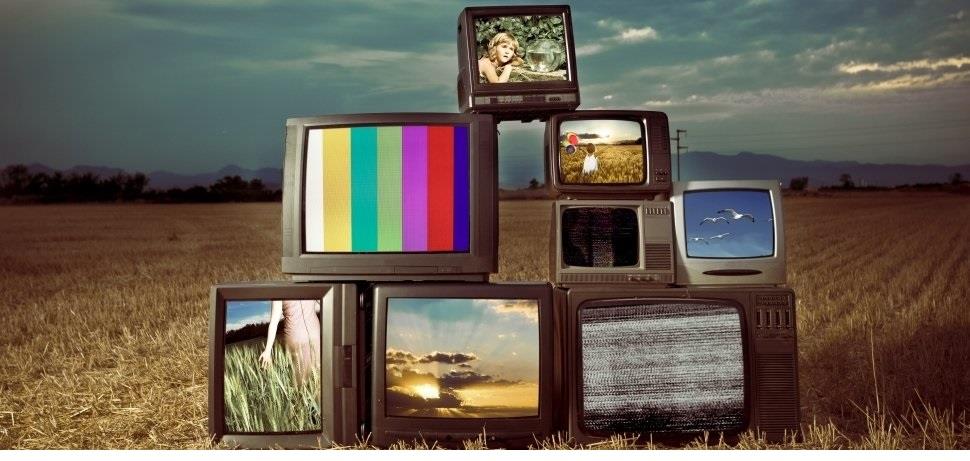 التلفاز الملون 