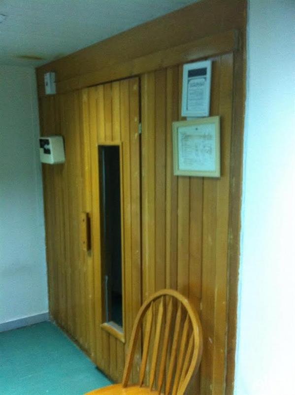 أمانة الرياض تضبط فيلا سكنية تستخدم في أنشطة المساج