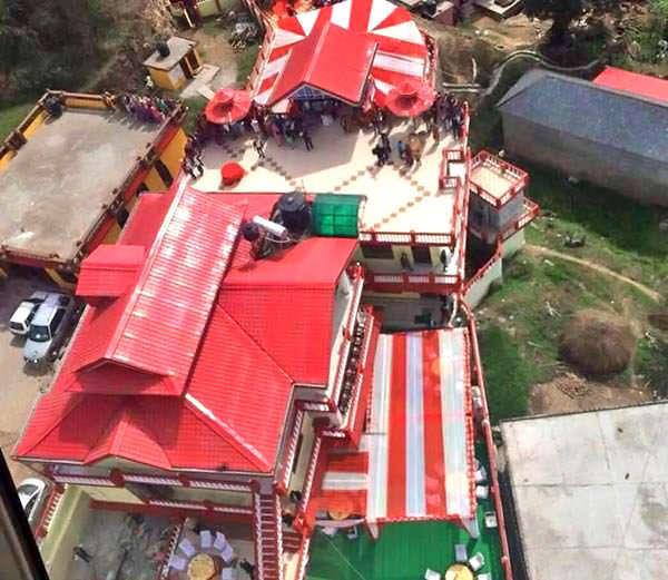 يعمل في السعودية منذ 32 سنة.. تعرف على الملياردير الهندي الذي ترشح للانتخابات في بلاده (صور) يعمل في السعودية منذ 32 سنة.. تعرف على الملياردير الهندي الذي ترشح للانتخابات في بلاده (صور)