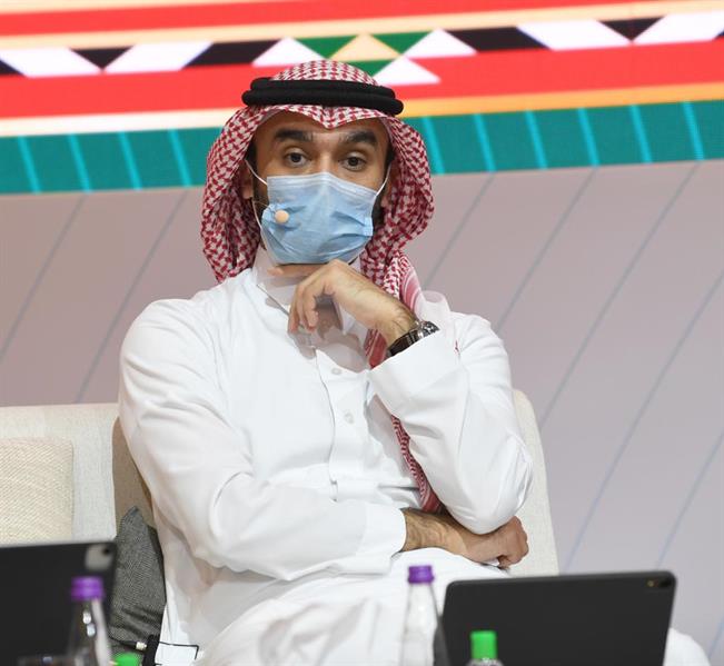 وزير الرياضة وزير الرياضة