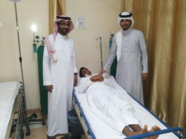 معلم ينقذ طالبا بـ 