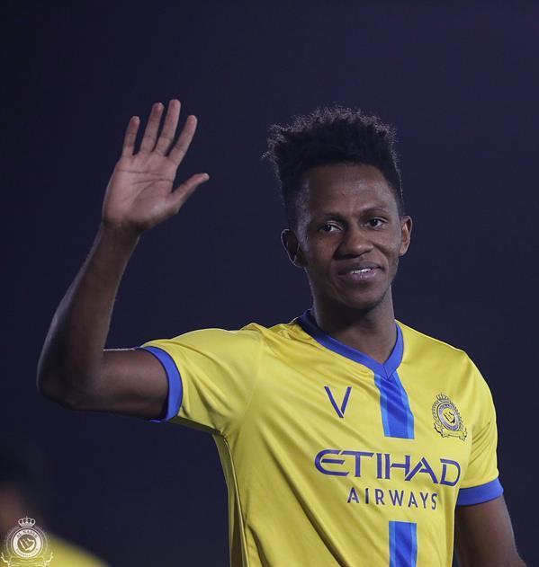 عبدالفتاح آدم عبدالفتاح آدم