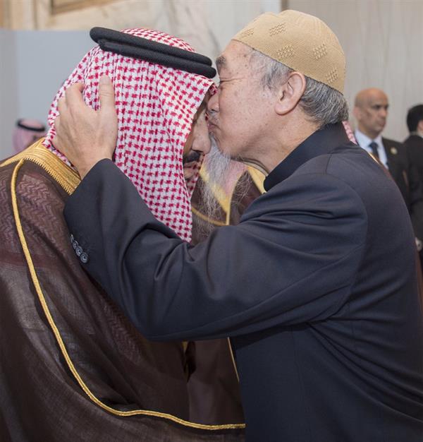 بالصور.. خادم الحرمين يستقبل مفتي الولايات الماليزية وكبار الشخصيات الإسلامية الماليزية بالصور.. خادم الحرمين يستقبل مفتي الولايات الماليزية وكبار الشخصيات الإسلامية الماليزية
