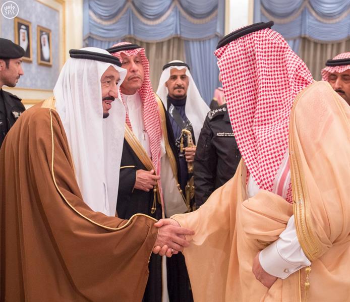 خادم الحرمين الشريفين يصل إلى الرياض