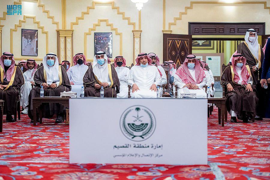 أمير القصيم: نقف صفاً واحداً لمكافحة التستر أمير القصيم: نقف صفاً واحداً لمكافحة التستر