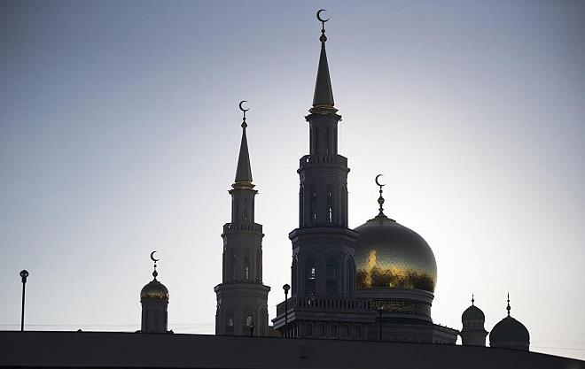  الرئيس الروسي يفتتح جامع موسكو الكبير