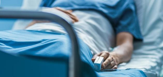 مراهق بريطاني يفيق من غيبوبة لازمته 10 أشهر ليفاجأ بوجود كورونا وإصابته به مرتين خلال الغيبوبة