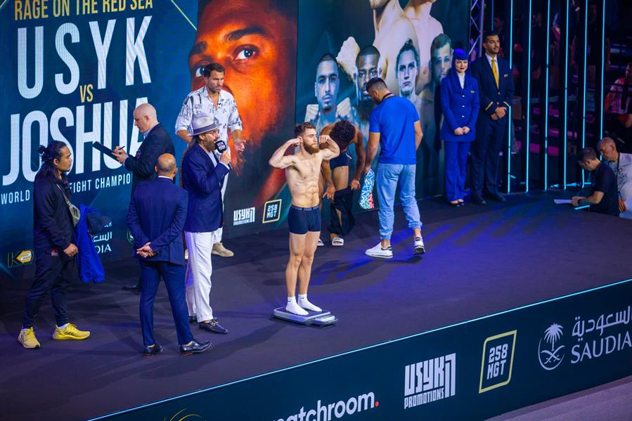 أبطال النزالات الثانوية في نزال البحر الأحمر 