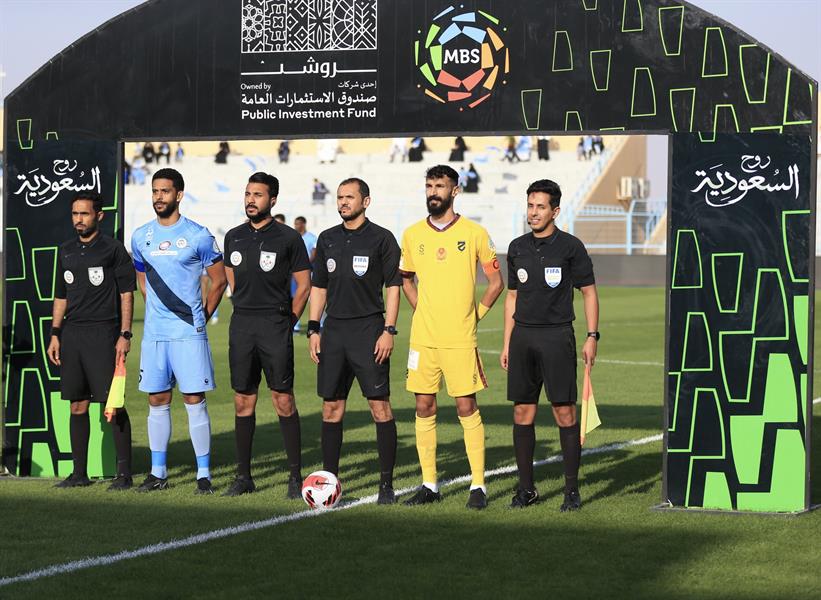 التعادل السلبي يحسم مواجهة "الباطن" و "الحزم"