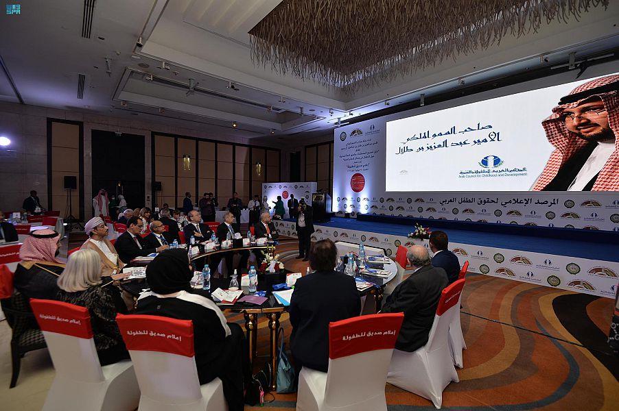 ئيس (أجفند) يُوَقِّعُ 5 اتفاقياتٍ لصالح الطفولة والمنظمات الأهلية واللاجئين