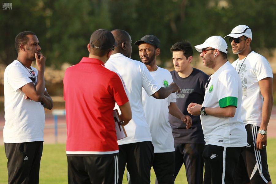 بدء استقطاب المواهب الكروية من المقيمين مواليد المملكة بالرياض (صور)