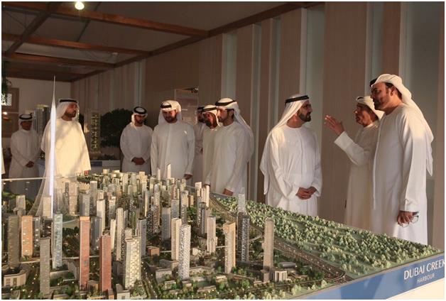 بالصور.. محمد بن راشد يطلق الأعمال الإنشائية لـبرج خور دبي الأعلى عالميا