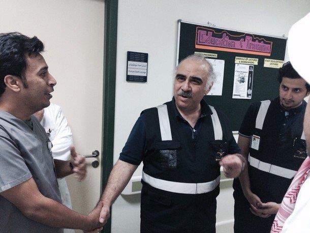  فقيه يتفقد مستشفيي 