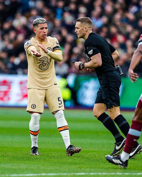 وست هام يتعادل أمام تشيلسي