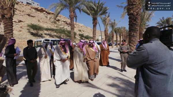 سمو الأمير خالد_بن_بندر رئيس الهيئة يضع حجر الأساس